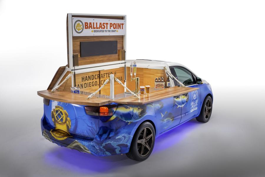  Kia Sedona Ballast Point Concept 2014 года  (фото 4 из 7)